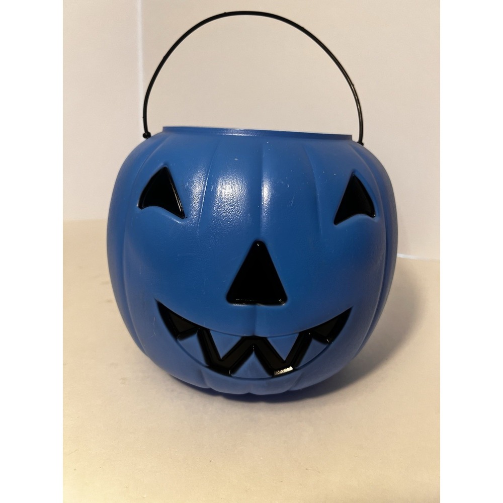 Vintage General Foam Blue Halloween Pumpkin Jack O'Lantern Candy Bucket USA